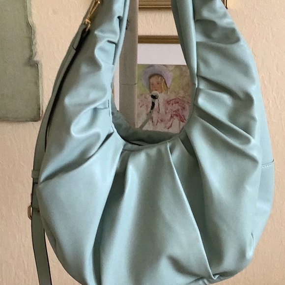 NWOT Purse 👜👜👜 - Picture 4 of 8